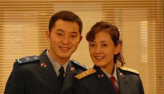 牛莉为什么嫁给丁克,牛莉最新状态