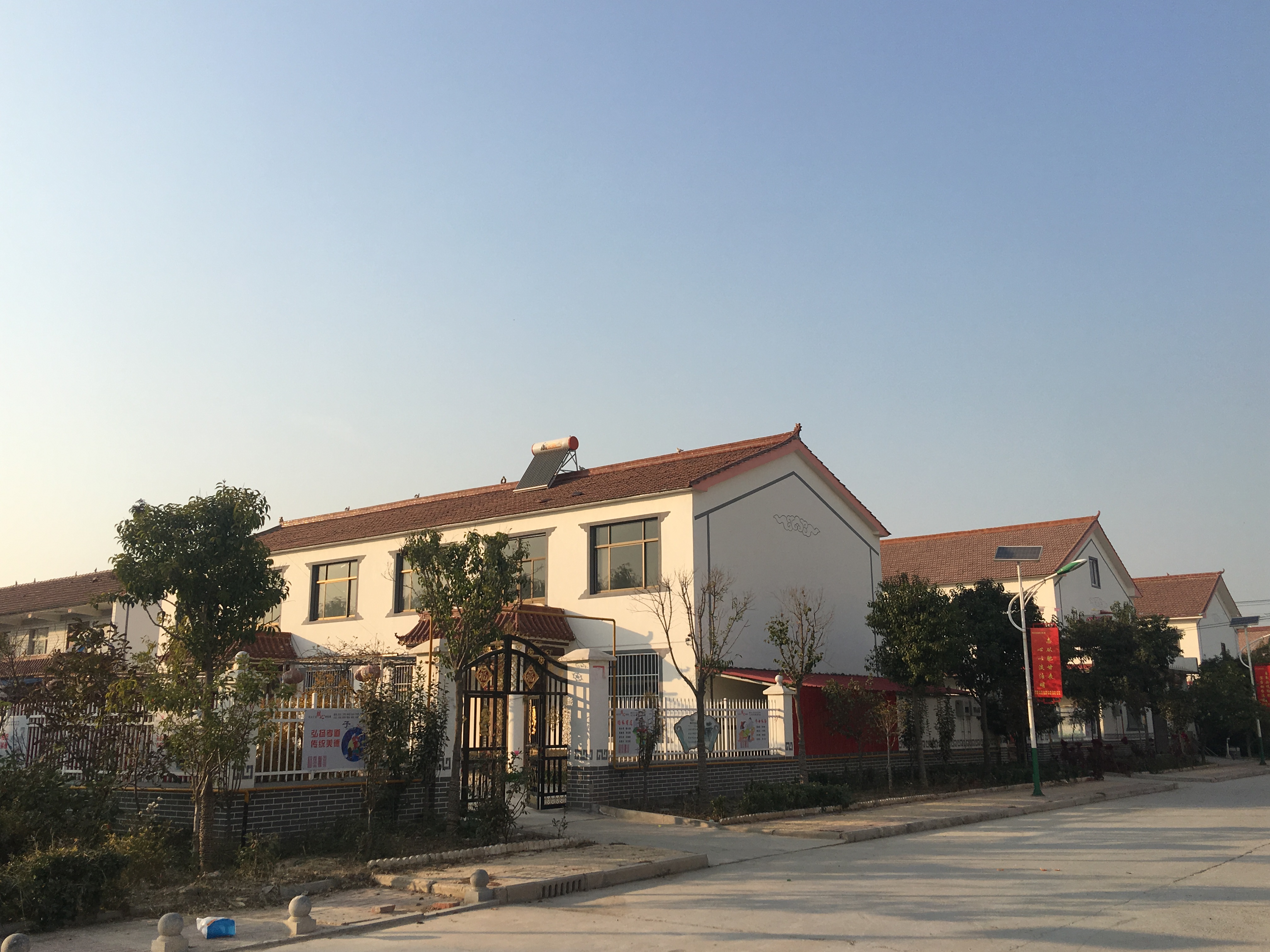 农村小伙靠这门手艺两年买房,河南制香第一村