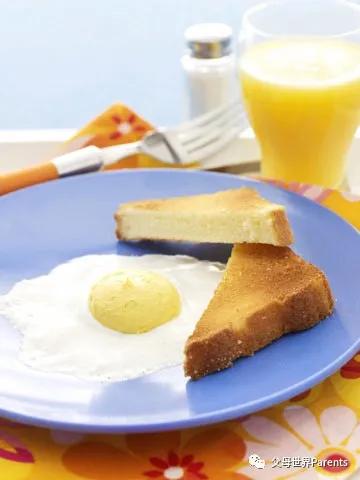 张文宏提醒家长：孩子早餐不许吃粥！那孩子的早餐到底该怎么吃？