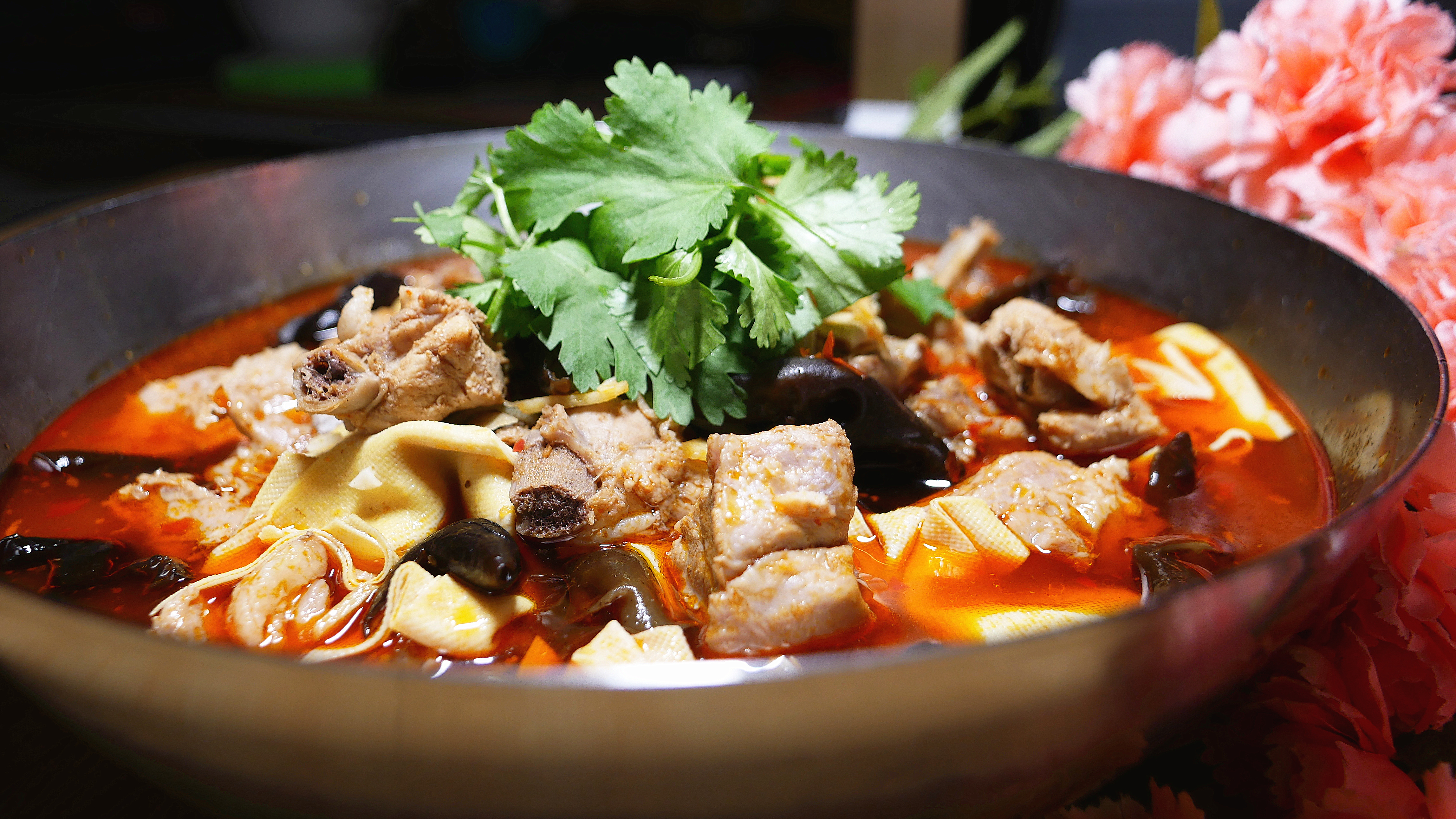 香辣排骨干锅正宗做法,排骨香辣锅的正宗做法