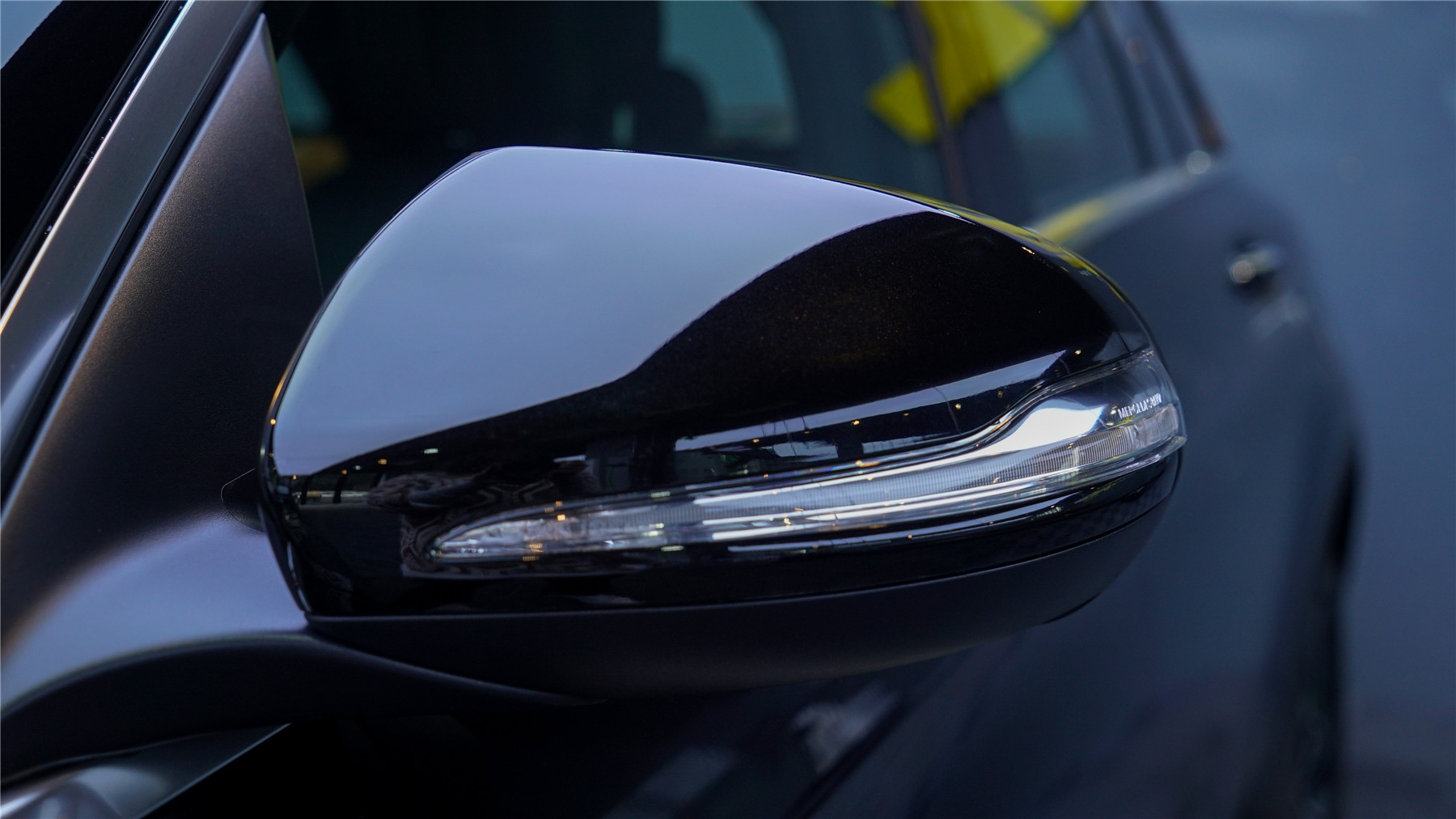 自己买的汽车贴膜怎么贴,汽车贴膜贴完怎么能看出来