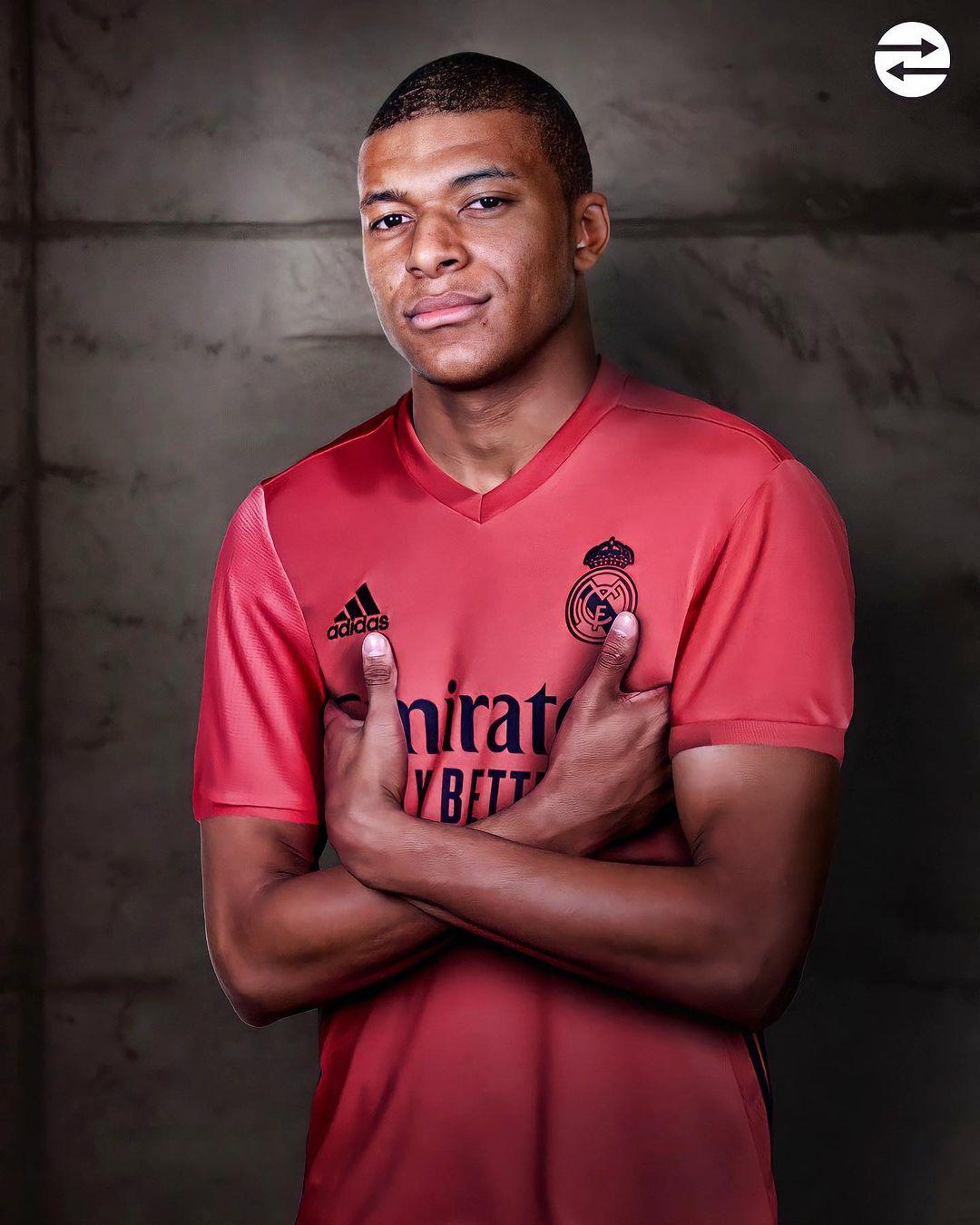 过去五年里五个最奇怪的转会传闻,今夏十大转会预测