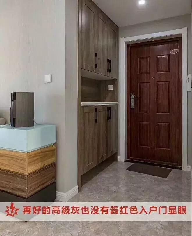 福熙钢包木双色防盗门让家装更协调,当代装修新选择……