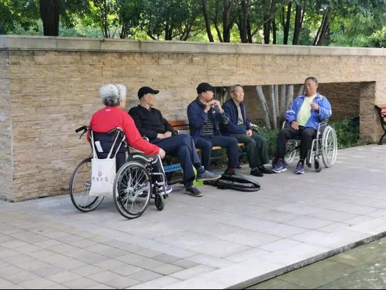 社区一老一小政策实施的建议,一老一小优养驿站