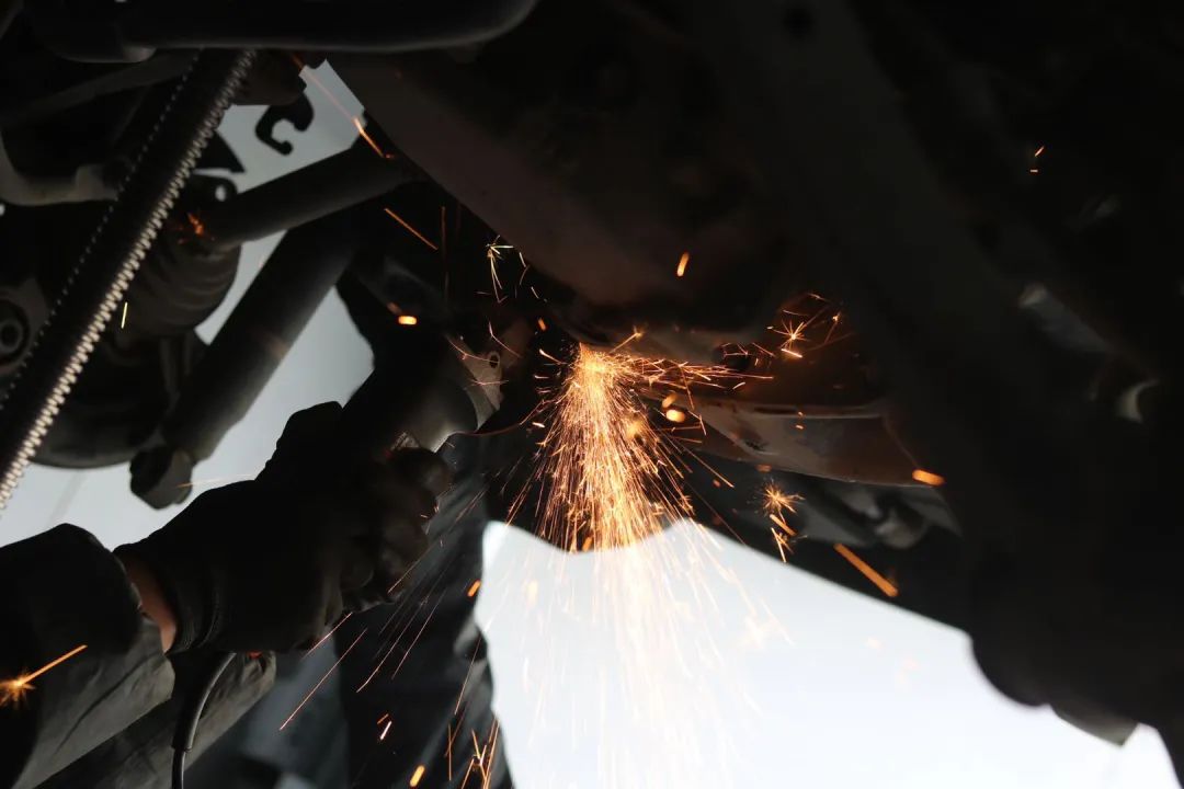 老车修复：翻新一辆破旧不堪的帕杰罗V93，还想再战十年工地