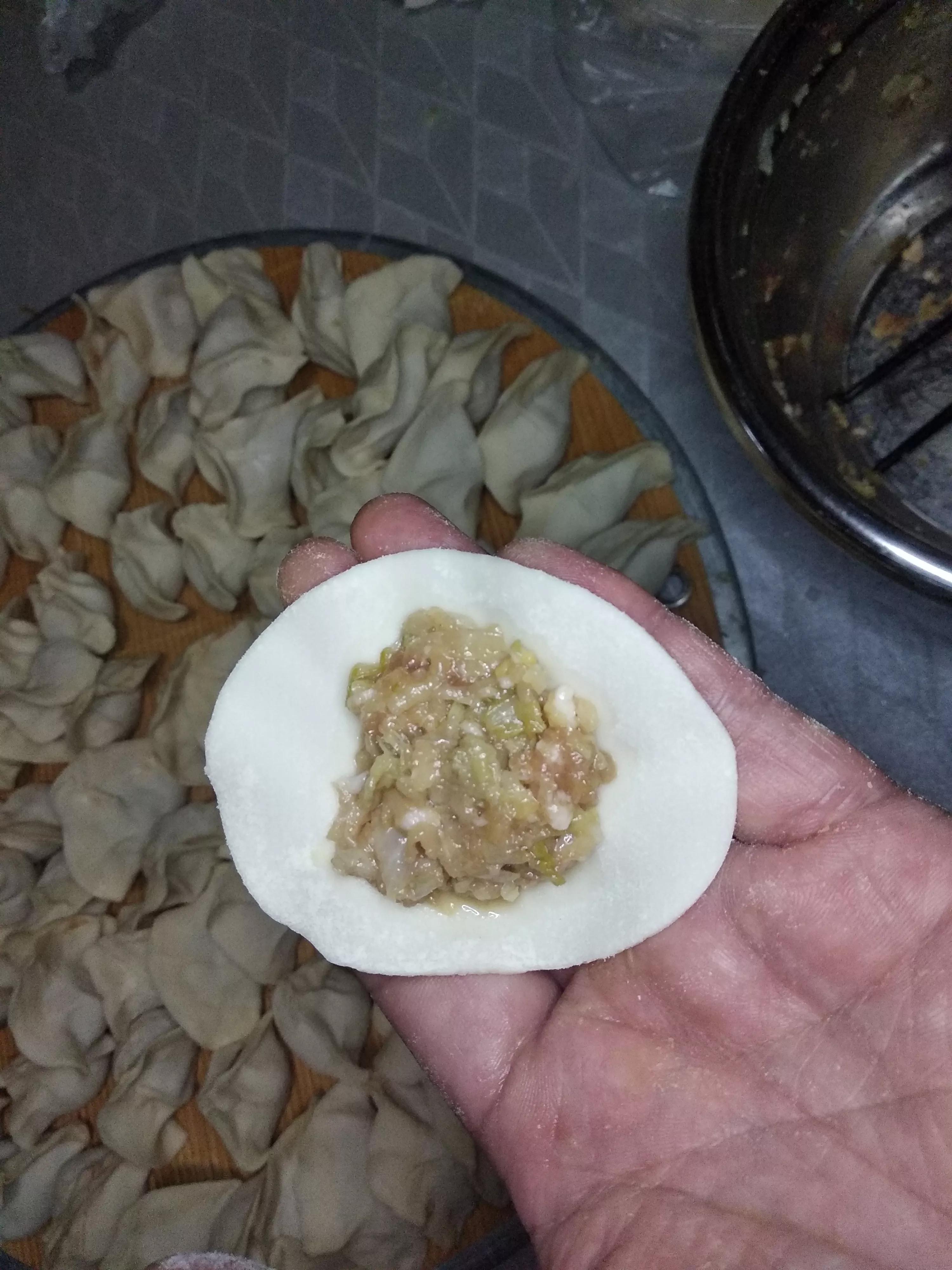 东北酸菜饺子怎么调馅好吃,正宗东北酸菜饺子的做法