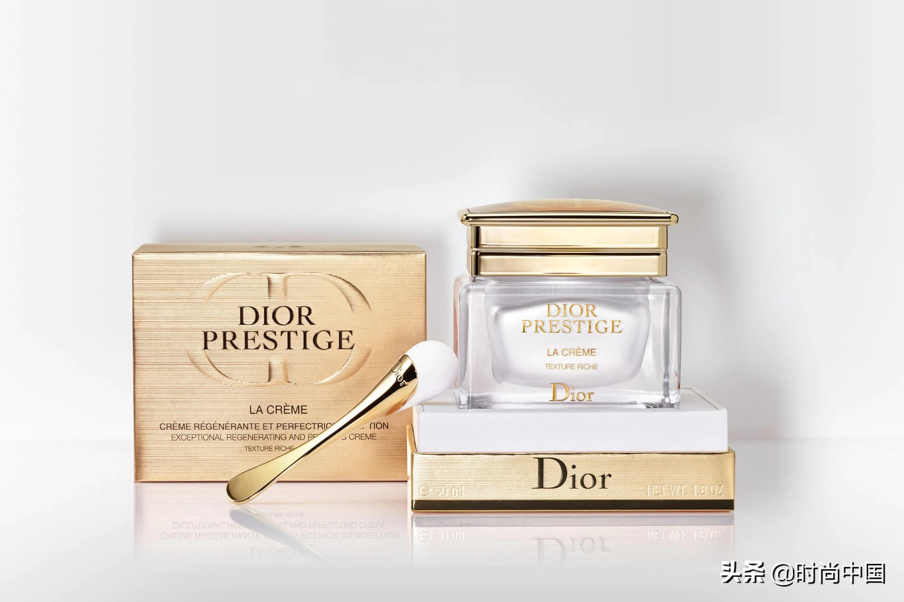 秋冬脸上皮肤干燥起皮用什么面霜,脸部泛红干燥起皮面霜白云山