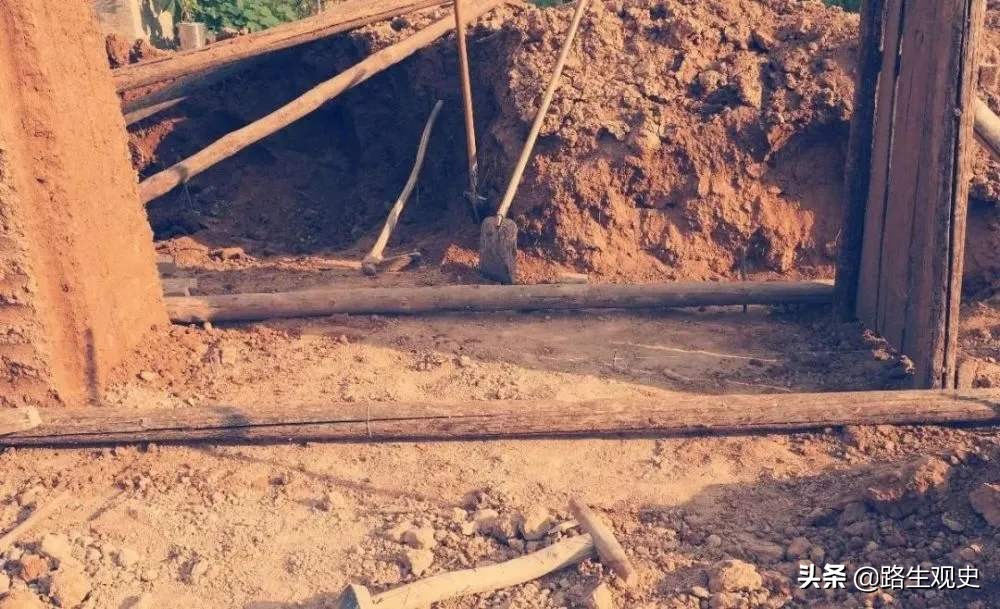 西北人为什么把土坯叫做胡基？用它来盖房子，与“胡人”没有关系