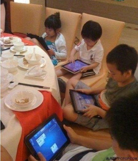 儿子玩游戏管不了怎么办,儿子沉迷于游戏如何开导他