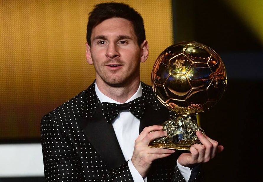 梅西登基过程视频,梅西登基球王宝座马拉多纳