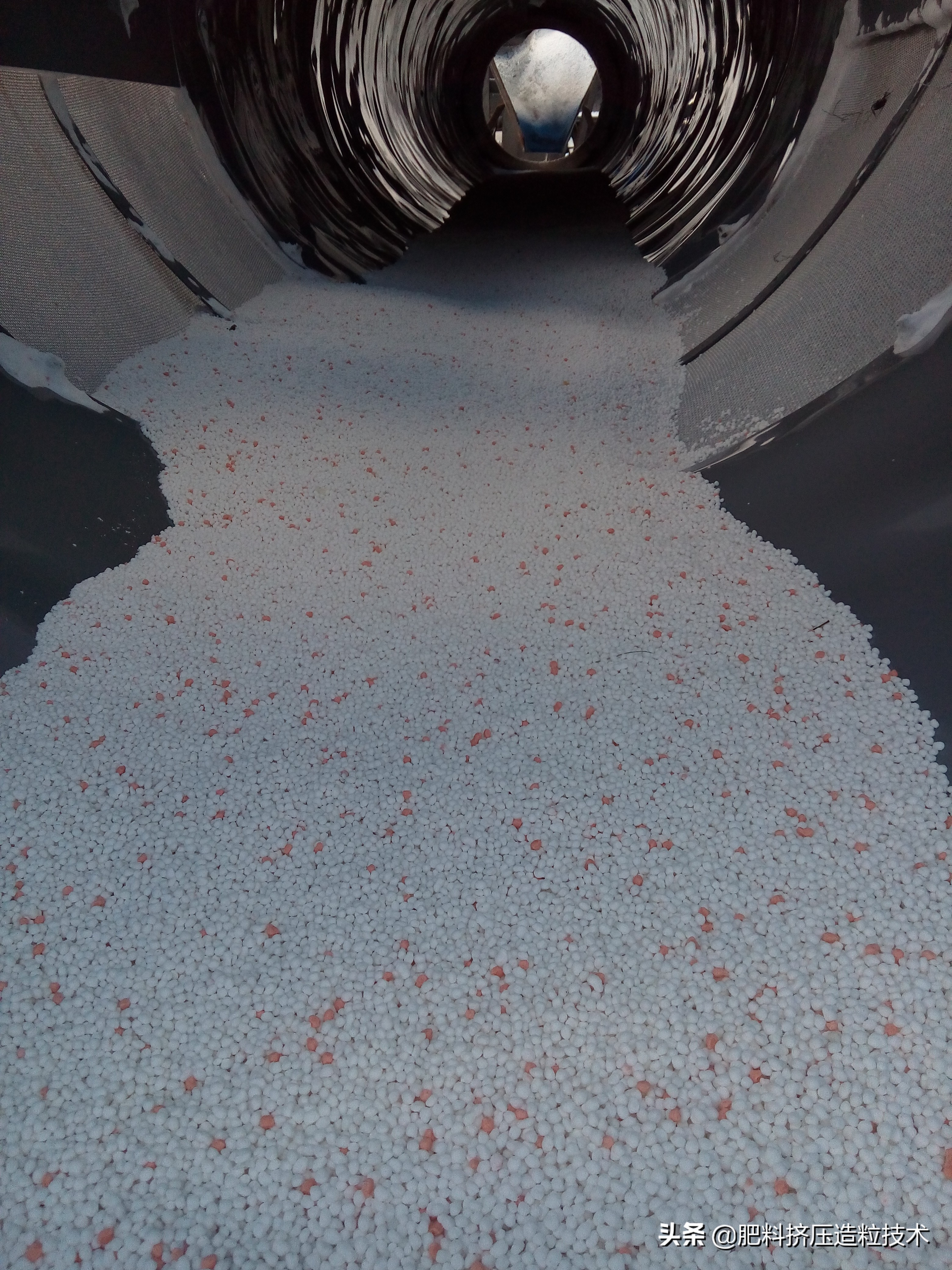 复合肥假性结块和真性结块区别,复合肥结块对肥效有什么影响