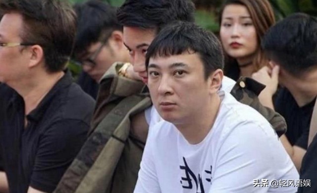 王思聪游日本吃拉面,王思聪外国购物