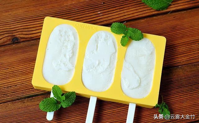 自制雪糕糯米粉纯奶的家常做法,自制糯米粉雪糕简易做法