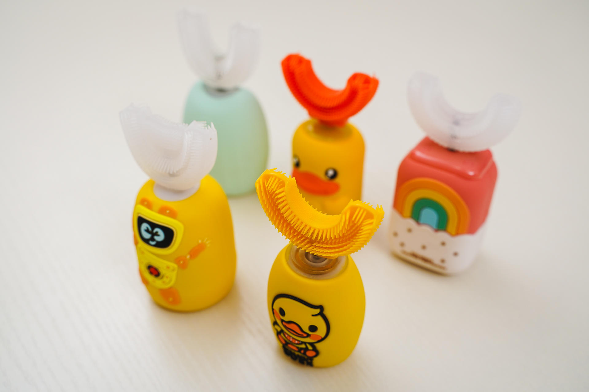 儿童电动牙刷u型真实推荐测评,usmile电动牙刷怎么样