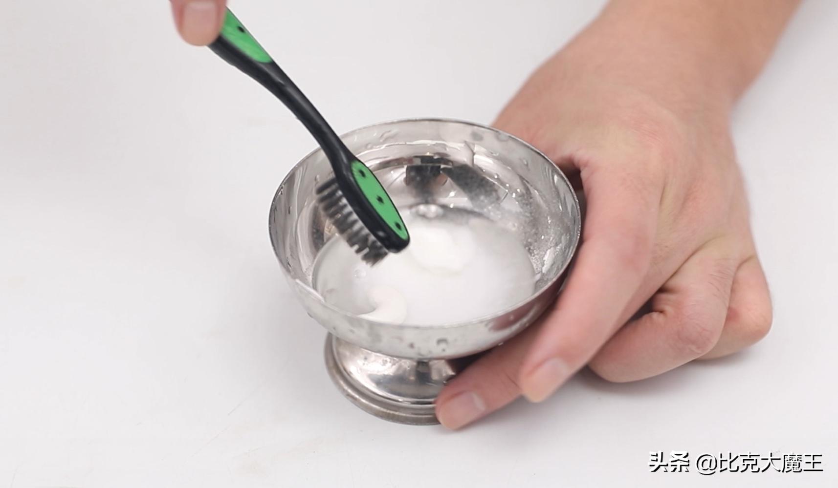 绒面鞋清理小妙招,清理绒面鞋子小妙招