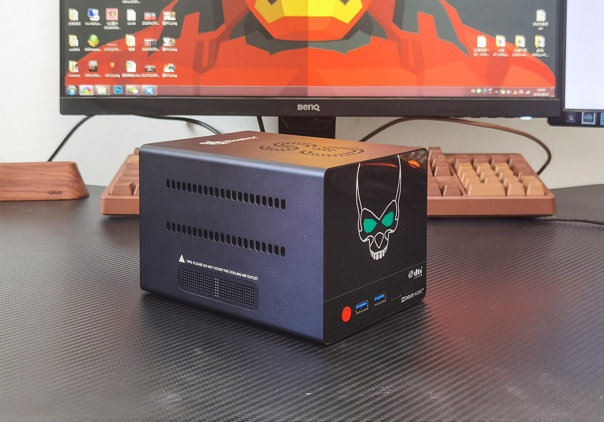 零刻电视盒评测：4G+64G发烧配置，还能扩展32T空间