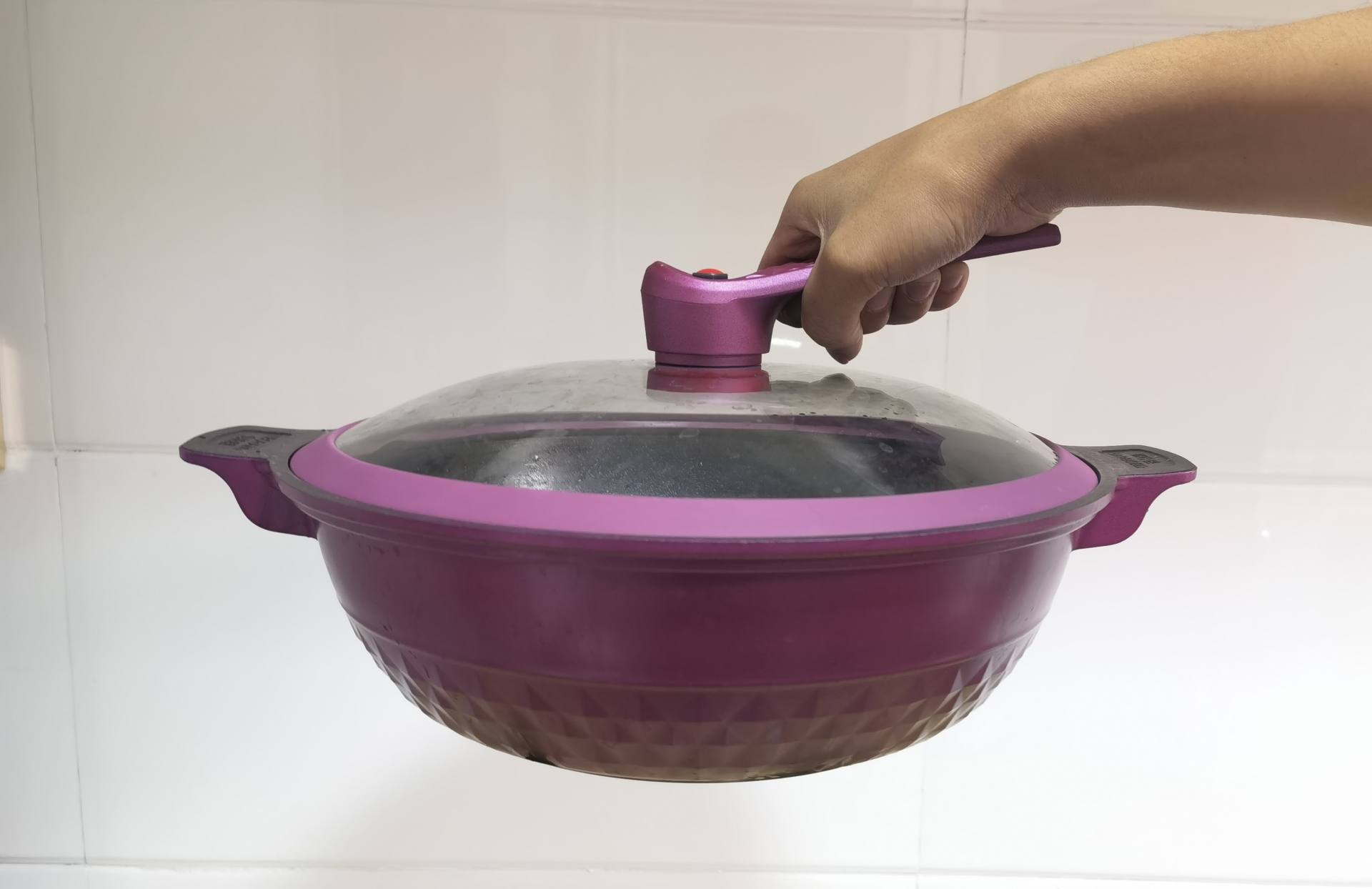 英国帝伯朗不粘锅体验，一锅多用，做饭得力好助手