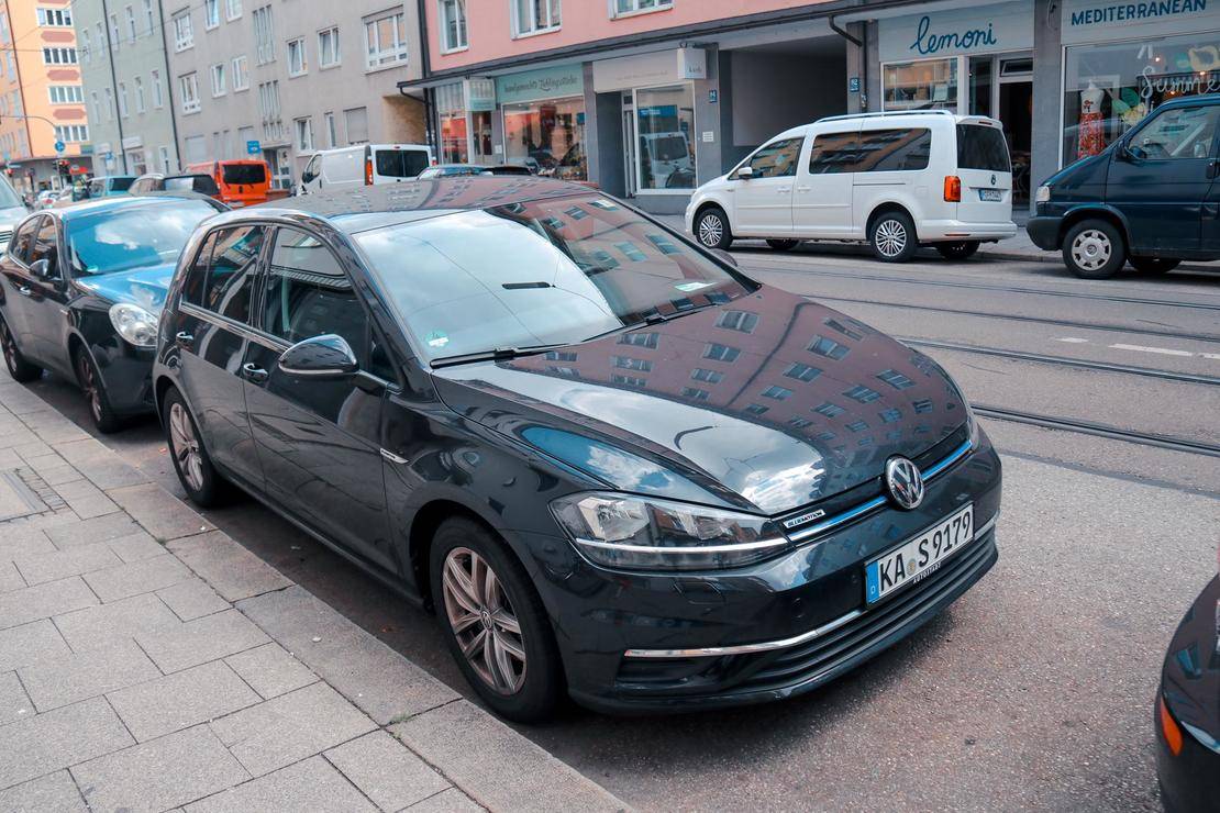 奥迪r8新能源版,奥迪r8新能源