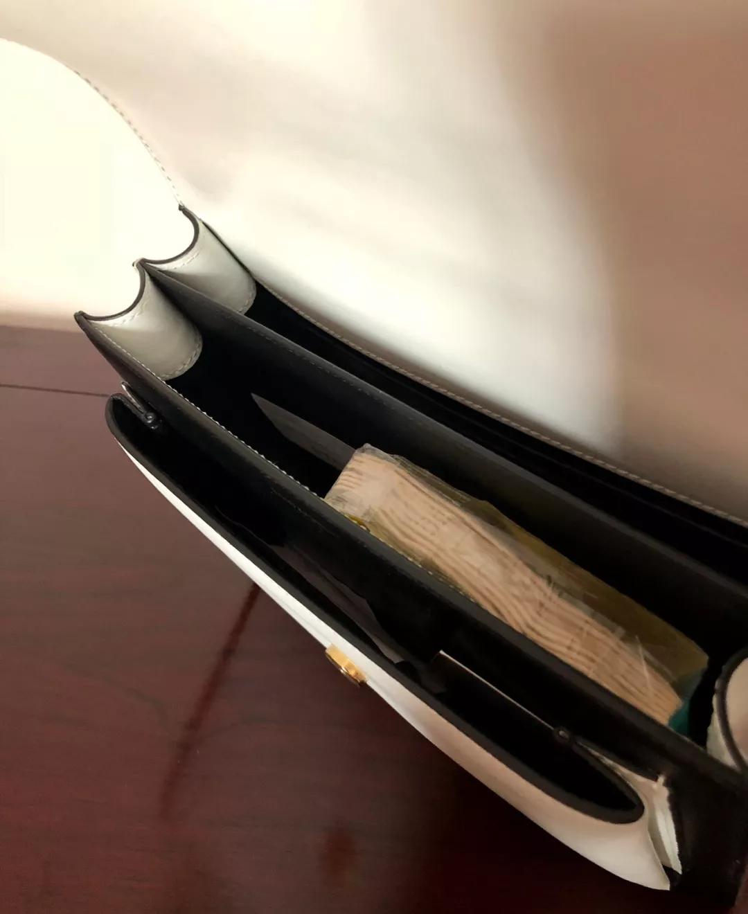 一年买三个奢侈品包包好吗,买过最后悔的大牌包包是什么