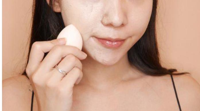 女性裸妆的正确化妆方法,女生裸妆正确化妆方法