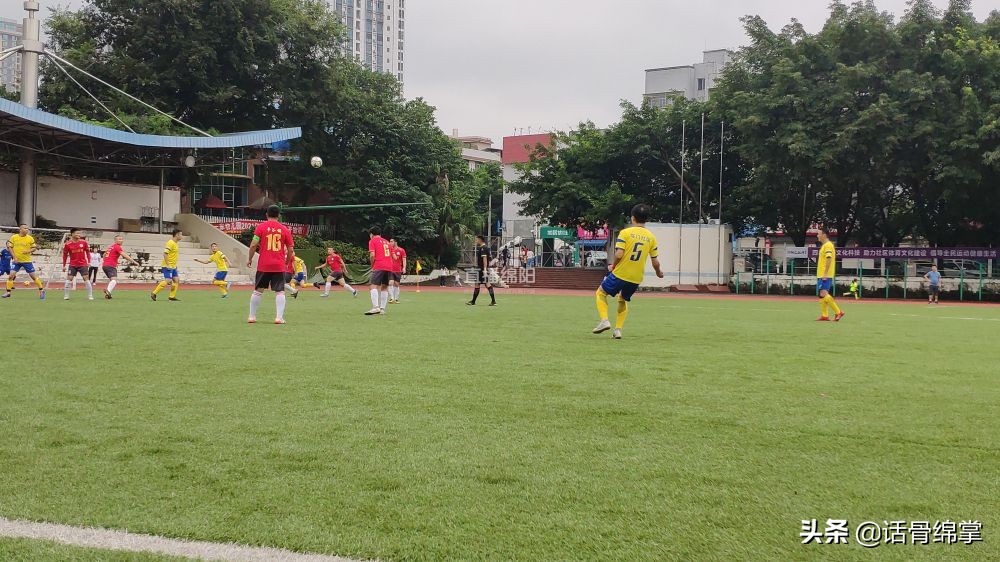 绵阳游仙区社区足球比赛,绵阳小学生足球联赛比赛