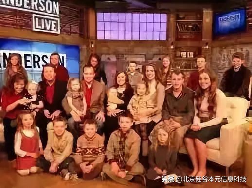 美国一对夫妻生19个孩子,美国夫妻生19个孩子