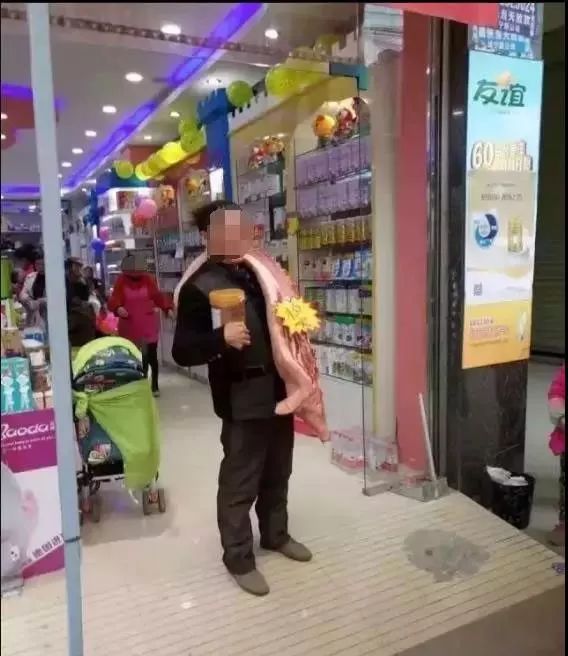 买一箱奶粉送什么礼品,买一箱奶粉送小桶奶粉好吗