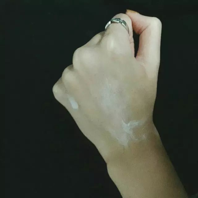 有哪些好看便宜的护手霜网红推荐,网红同款护手霜秋冬批发