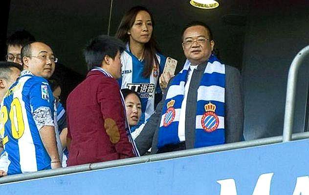 揭秘武磊背后的男人:卖玩具足球起家,收购西班牙人不误卖车模