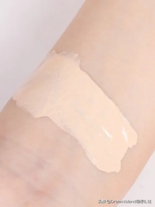 秋冬养肤大牌粉底液推荐,美妆润泽粉底液