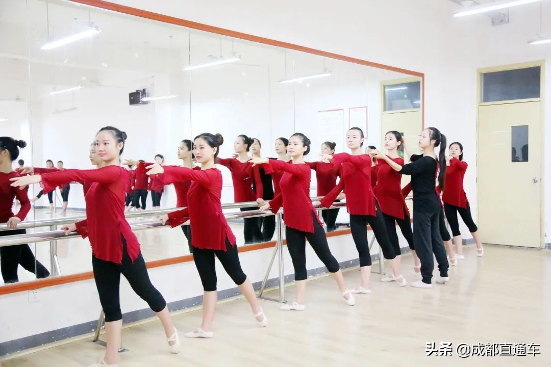 花开的季节合唱视频,花开的季节和你相遇