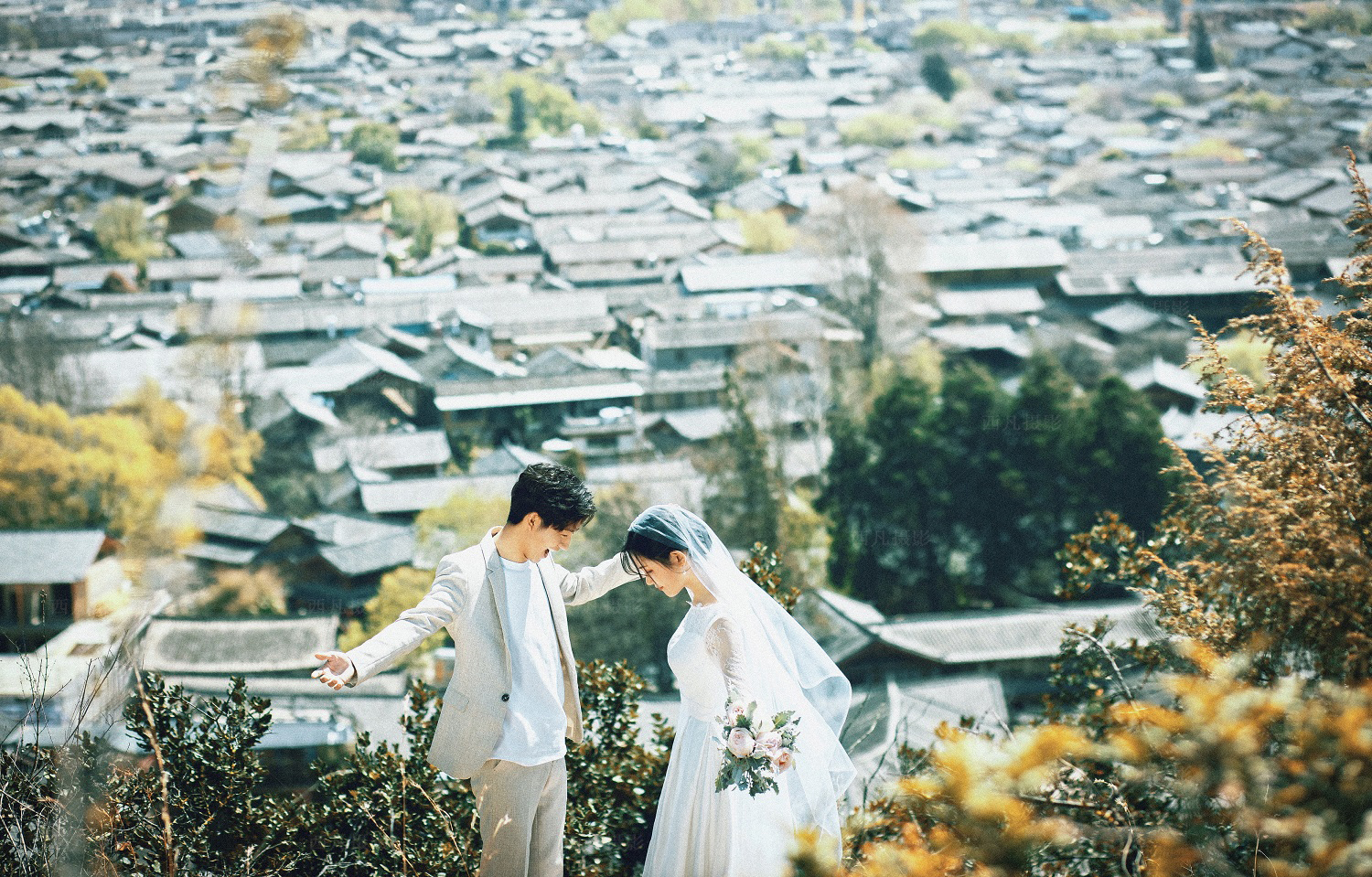 不同体型选婚纱的技巧和方法,肤色婚纱和发黄婚纱