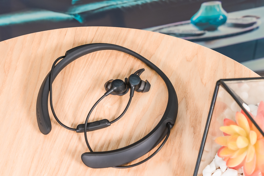 索尼wi-1000x与boseqc30谁好,索尼wi1000xm2对比boseqc30