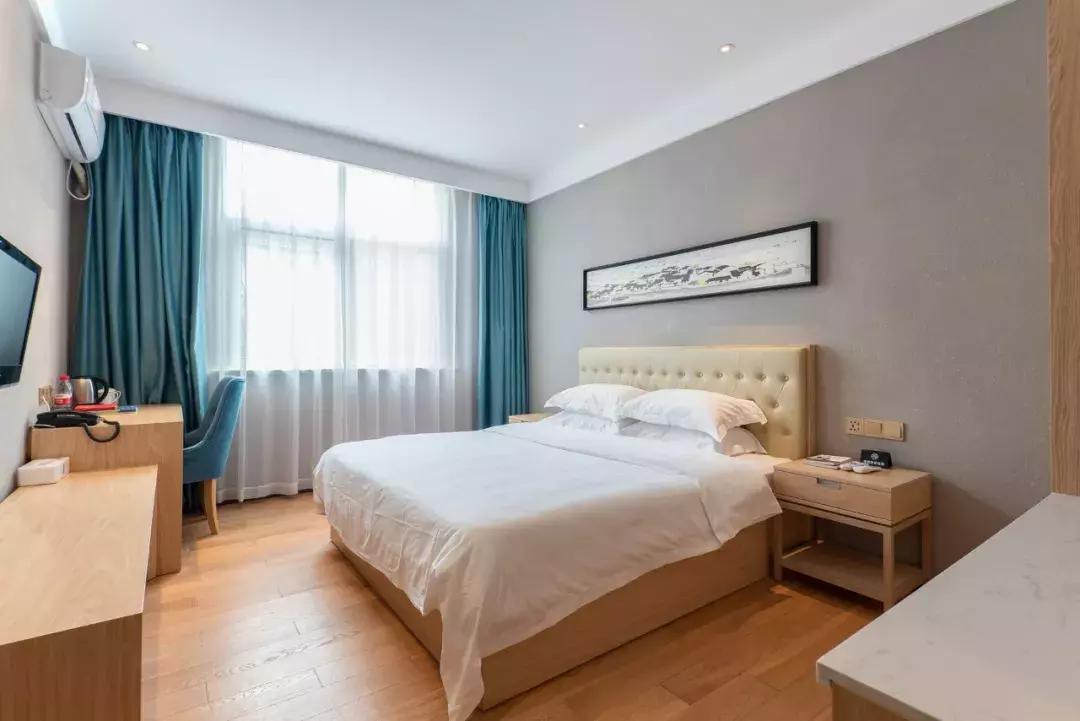 又一酒店倒下！曾陪伴厦门人22年如今仅卖50多万，最新情况曝光..