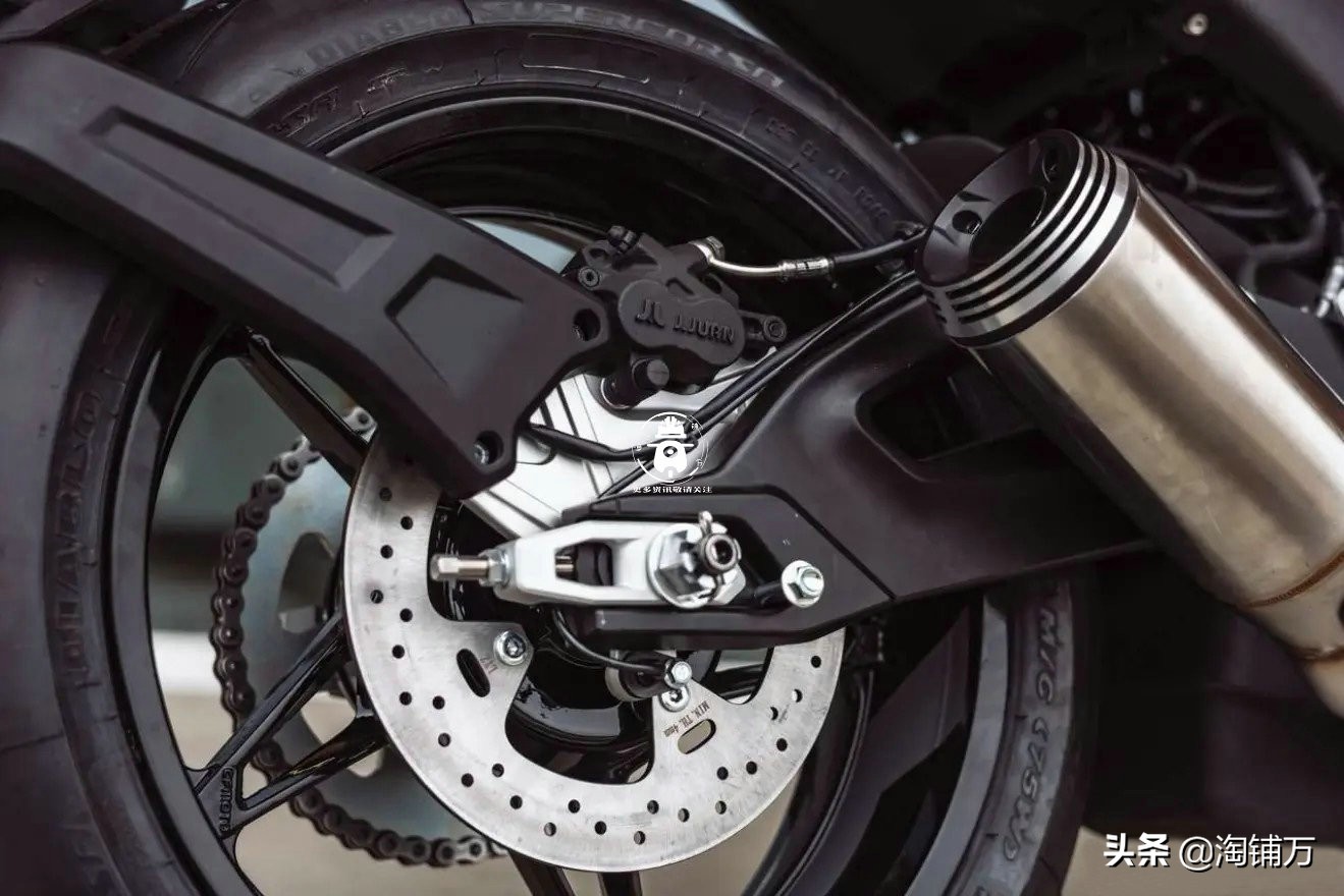 春风700cl-xsport运动版测试最新,2023款春风clx700运动版