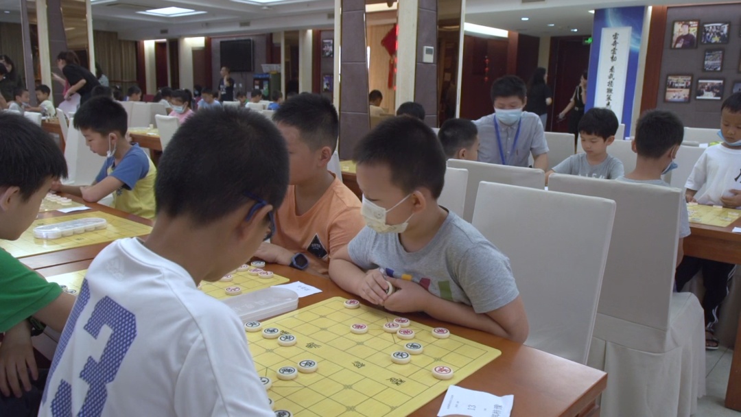 「教育社区」“棋观世界，培育非凡人生”走进成都棋院