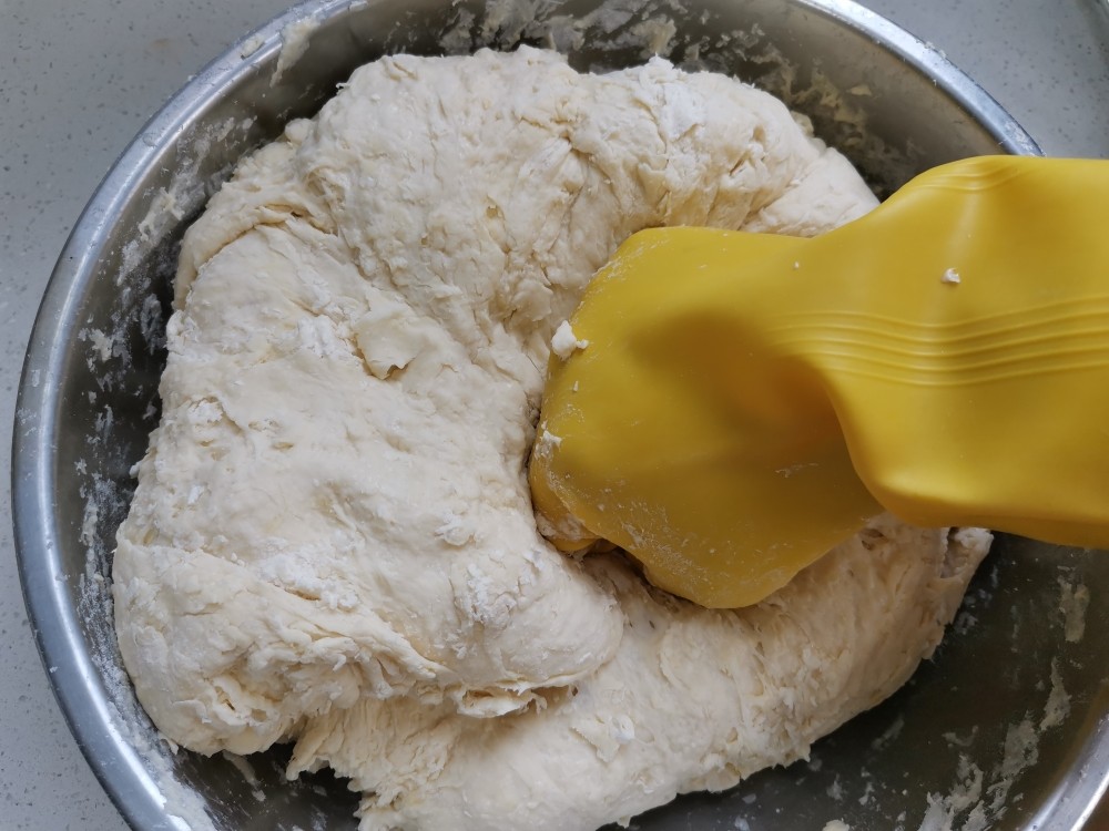 如何炸油条又脆又蓬松配方,家庭版炸油条怎样做才好吃窍门