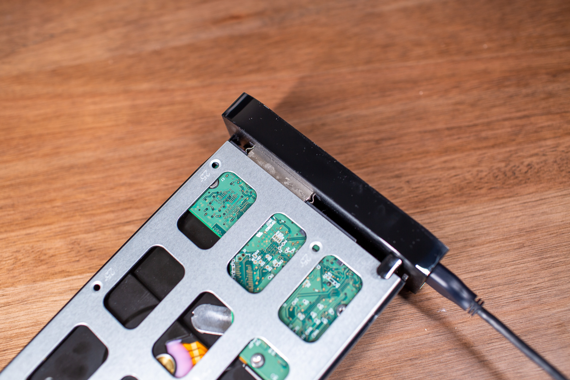 100T私有云达成！创作者之选华芸10GNASAS6510T使用测评