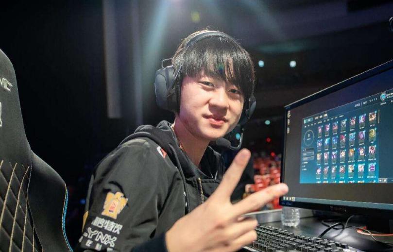 rng小明和uzi是最佳组合吗,uzi刚改名时打峡谷之巅