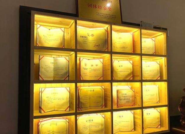 郑州素食自助餐厅,郑州藏在胡同里的盒饭