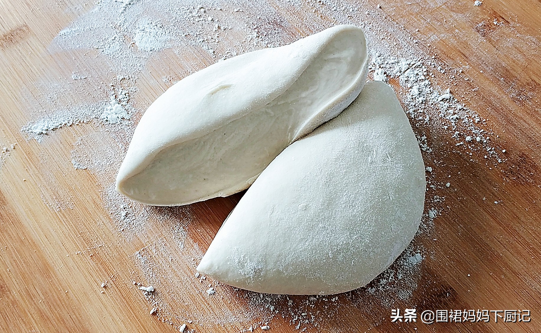 焦香美味的水煎包就做好了,焦香可口的水煎包