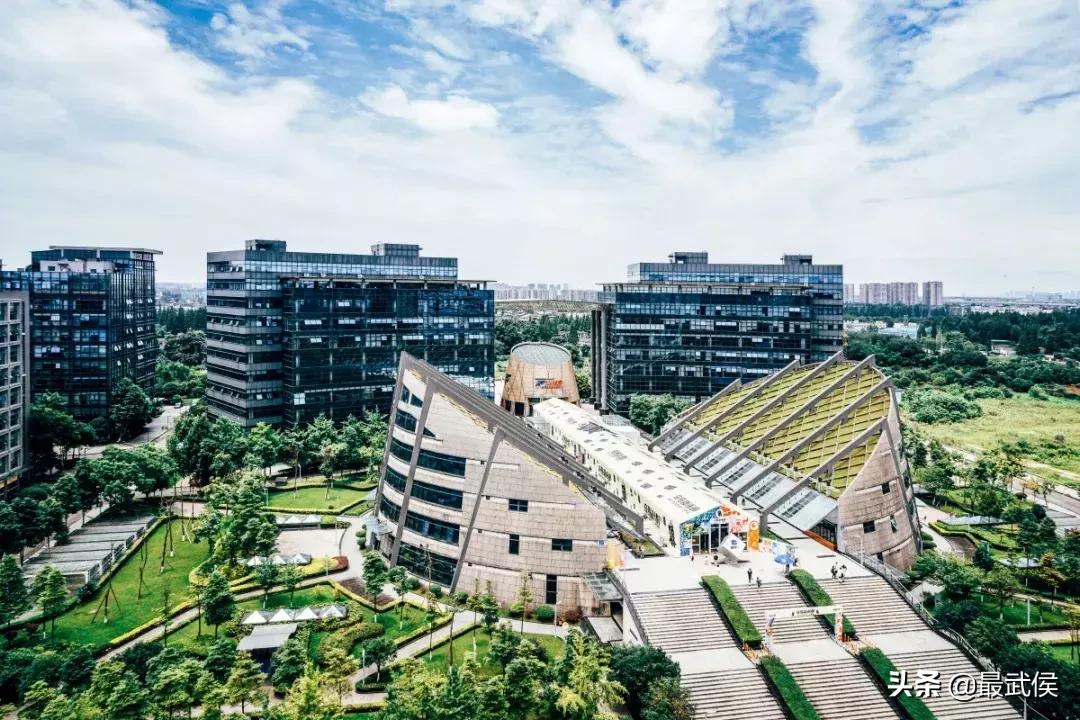 赞！武侯区多家企业荣登成都百强企业排行榜单！