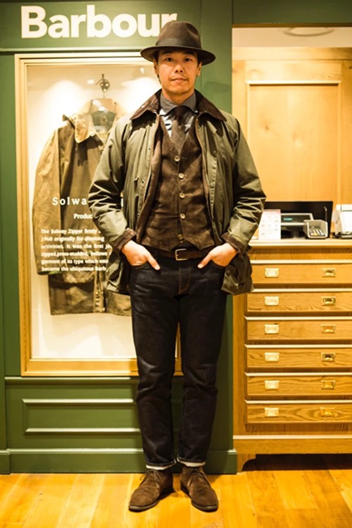 涓婅嚦甯濈帇灏嗙浉涓嬭嚦骞虫皯鐧惧,鑻卞浗鐨囧鍝佺墝barbour