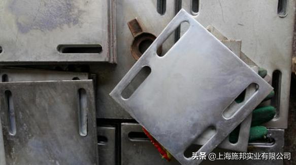 前置预埋和后置埋件的区别,前置预埋需要刷防锈漆吗