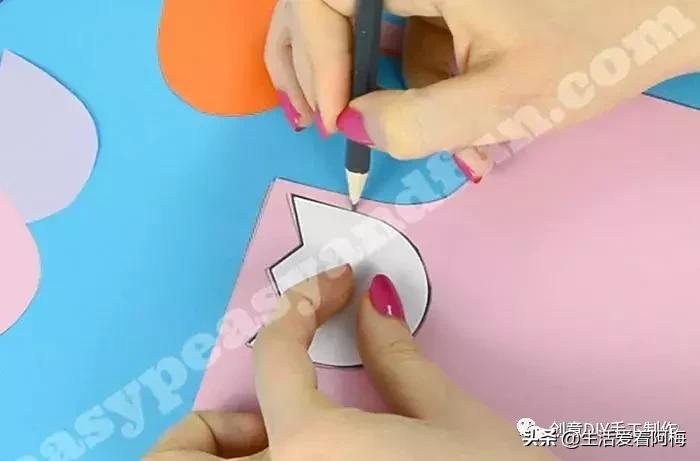 教师节的贺卡制作方法简单一点,一年级写给老师的一张贺卡教师节