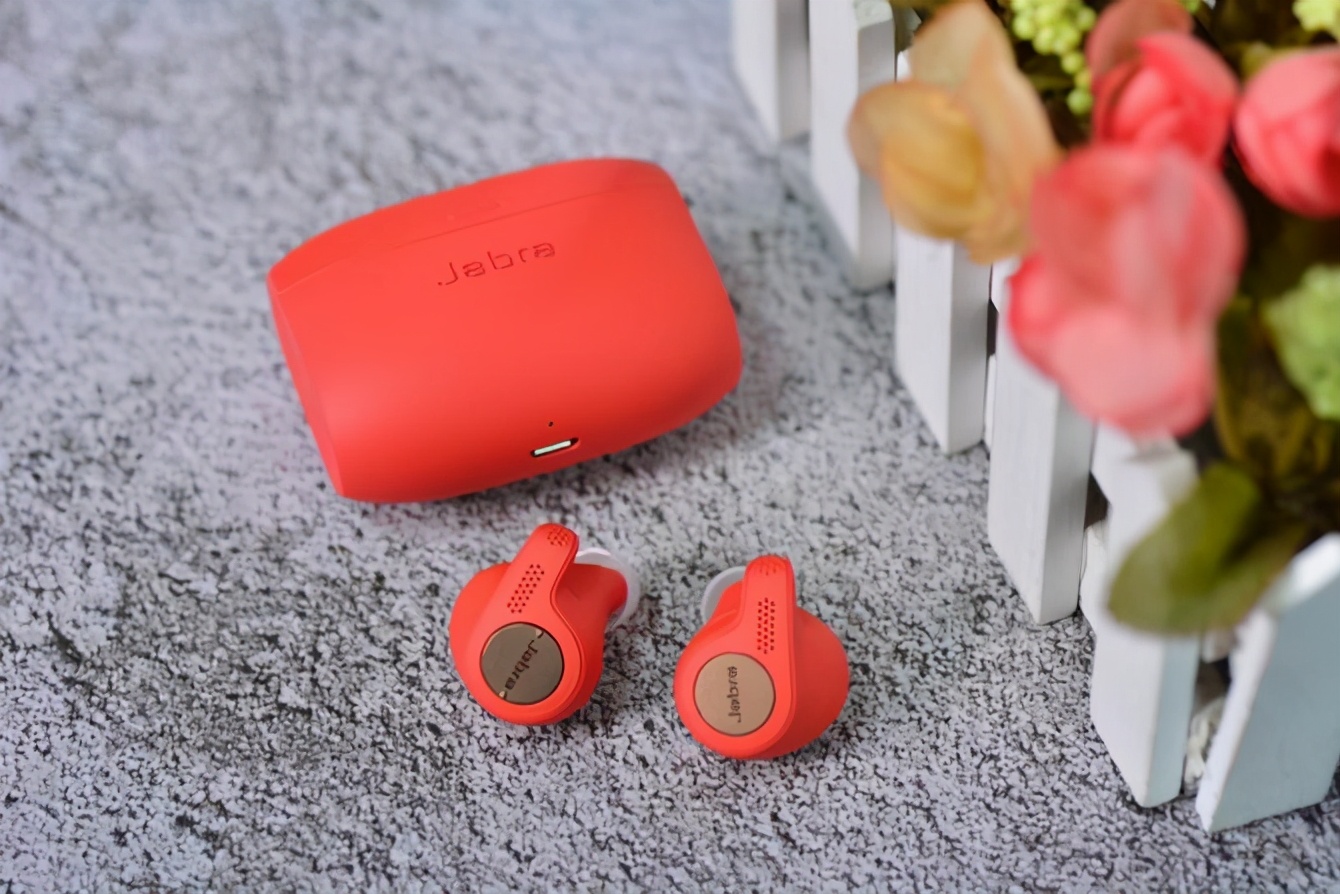 type-c耳机和蓝牙耳机哪个音质好,蓝牙耳机和骨传导耳机哪个音质好