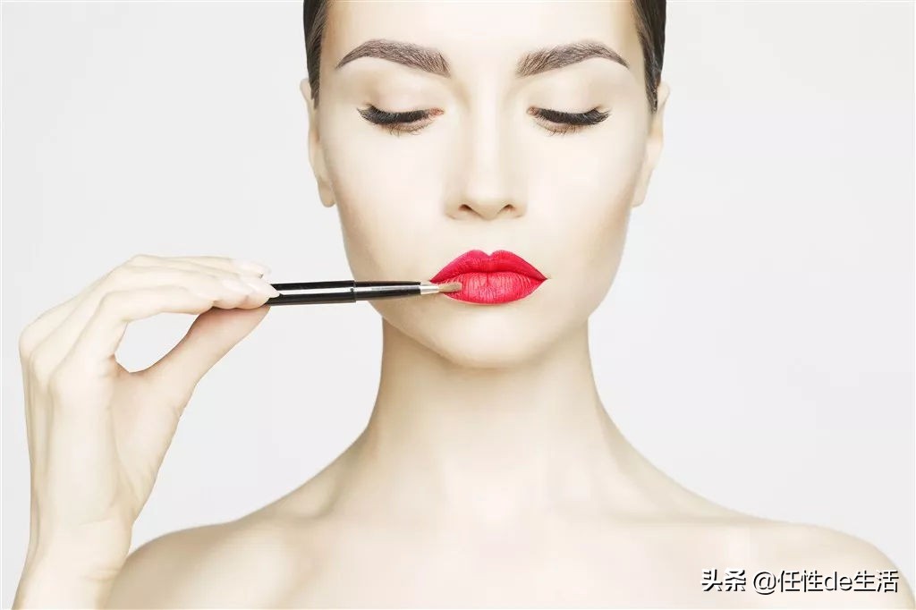 日本美容大师佐伯千津去眼袋,日本美容教母佐伯千津