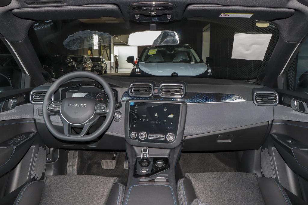 不花钱车玻璃轻微划痕修复小绝招,车玻璃有划痕用牙膏能擦掉吗