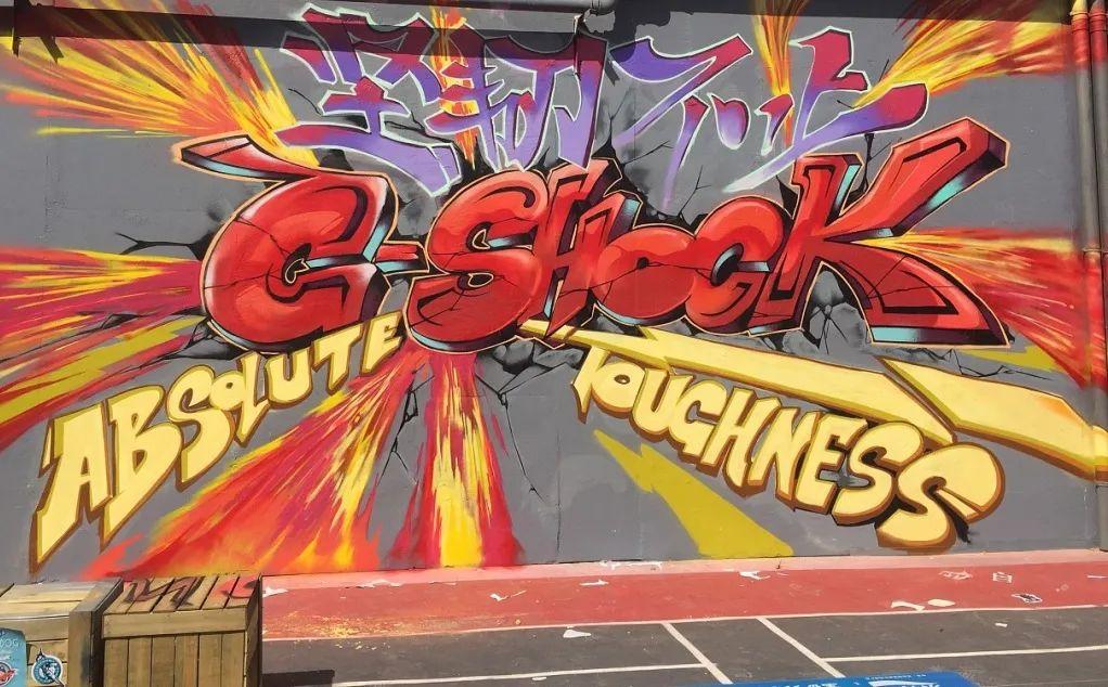 跨界首秀！街头涂鸦x花艺装置艺术，打造全球最IN潮流现场