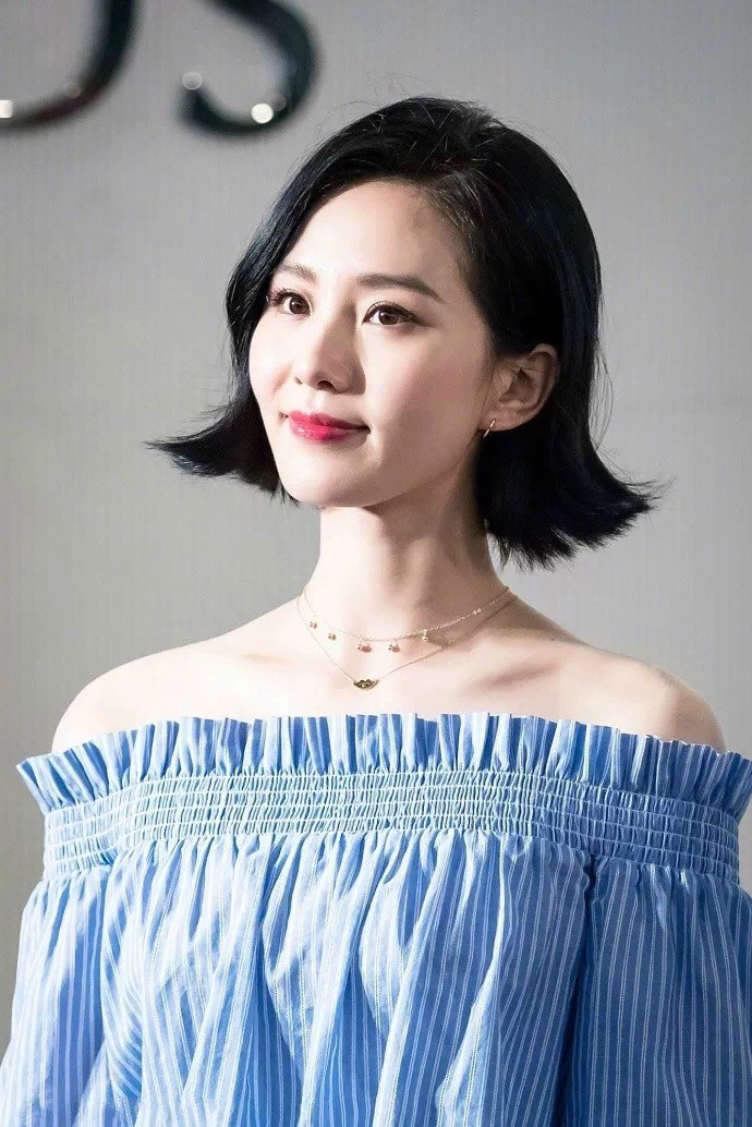 40岁妈妈短发烫发显年轻,30到40岁减龄短发烫发